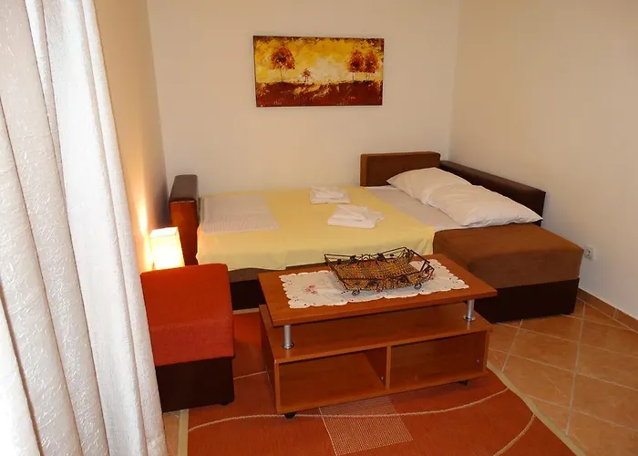 Apartments Ilinka